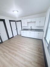 2791 E 127th St in Cleveland, OH - Building Photo - Building Photo