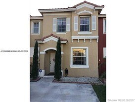 60 SE 6th Rd in Homestead, FL - Building Photo