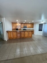 18691 Oak Park Dr in Riverside, CA - Building Photo - Building Photo