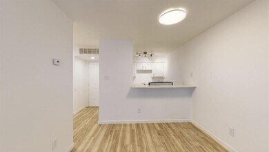 4717 Columbia Ave in Dallas, TX - Foto de edificio - Building Photo