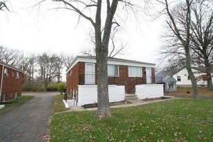 7311 Forest Ave in Mount Healthy, OH - Building Photo
