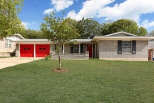 619 Northstar Dr in San Antonio, TX - Building Photo