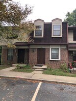 596 E Graham Pl in Bloomington, IN - Building Photo