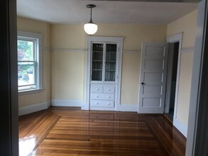 9 Tip Top St, Unit 1 in Boston, MA - Foto de edificio - Building Photo