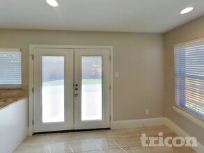 606 Perdido Dr in Garland, TX - Foto de edificio - Building Photo