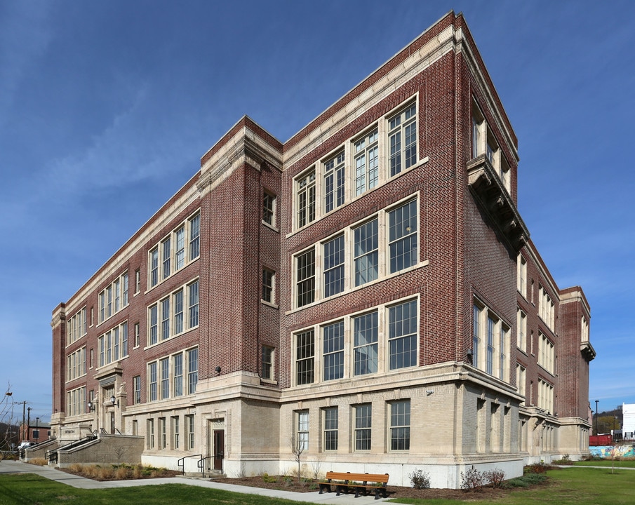 Sands Senior Apartments in Cincinnati, OH - Foto de edificio