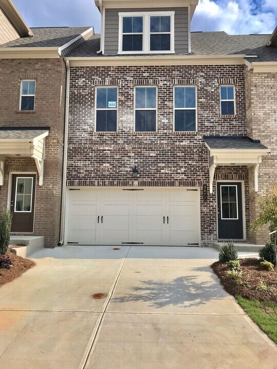 3677 Hidden Valley Cir in Lawrenceville, GA - Building Photo