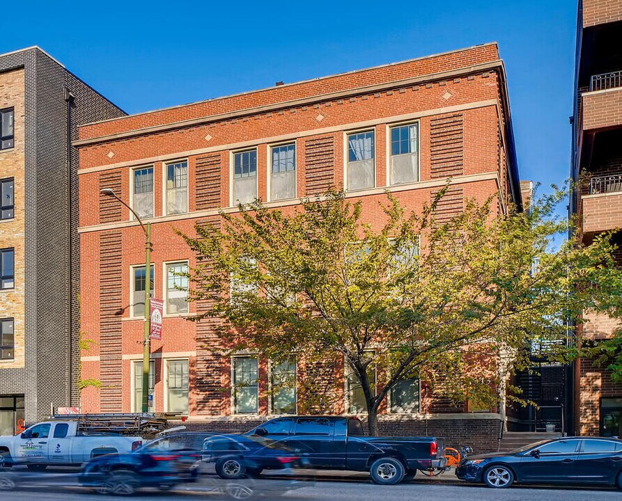 1513 N Western Ave in Chicago, IL - Building Photo