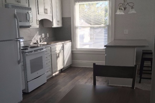 116 Walnut St, Unit D in Findlay, OH - Building Photo - Building Photo