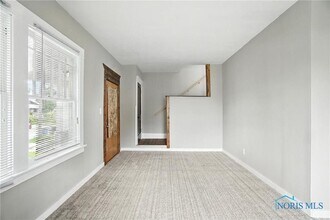 3725 Leybourn Ave in Toledo, OH - Building Photo - Building Photo