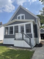 273 2nd St in Wyandotte, MI - Building Photo