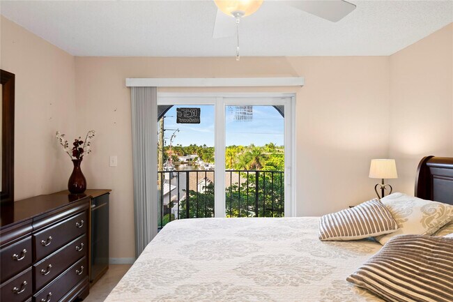 3909 N Ocean Blvd in Fort Lauderdale, FL - Building Photo - Building Photo