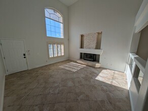 8332 Mountain Heather Ct in Las Vegas, NV - Building Photo - Building Photo