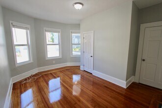 203 Westville St in Boston, MA - Foto de edificio - Building Photo