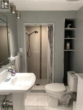 7122 Para Pl in Mississauga, ON - Building Photo - Building Photo