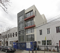 93 Herbert St in Brooklyn, NY - Building Photo - Building Photo