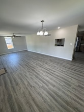 1000 N Keebler Ave in Collinsville, IL - Building Photo - Building Photo