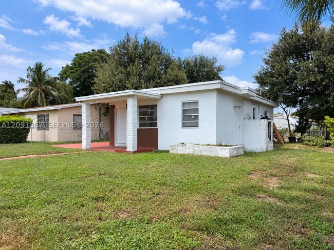 property at 1525 NE 154th St
