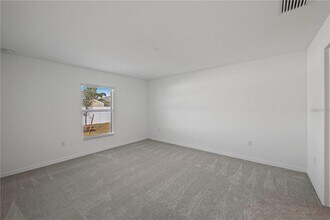 1402 Kensington St in Port Charlotte, FL - Building Photo - Building Photo