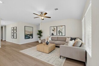 504 Tidal Dr in McKinney, TX - Foto de edificio - Building Photo