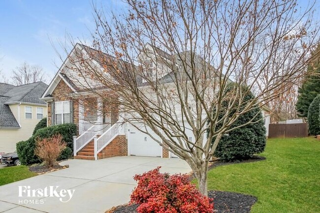 5445 Stone Crossing Dr in Winston-Salem, NC - Building Photo - Building Photo