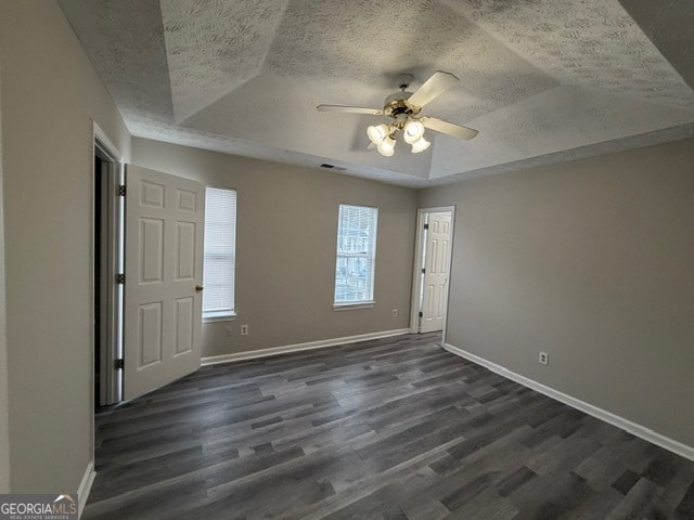 5590 Hampton Ct in College Park, GA - Building Photo - Building Photo