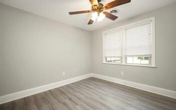 11385 Old Suffolk Rd in Windsor, VA - Building Photo - Building Photo