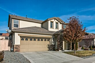 10615 Brittany Park Dr in Reno, NV - Building Photo - Building Photo