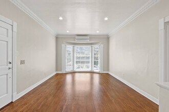 9619 W Olympic in Beverly Hills, CA - Foto de edificio - Building Photo