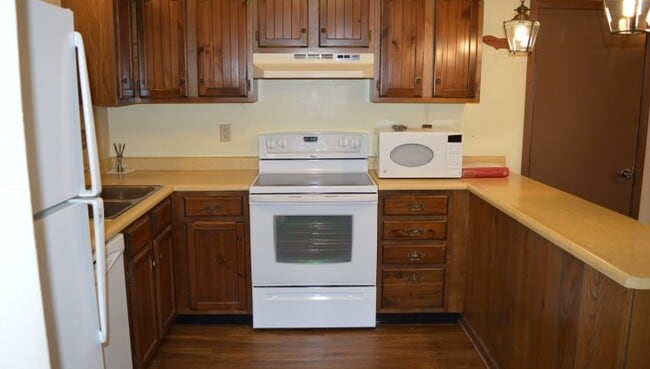 1617 Grafton Rd in Madison, WI - Building Photo - Building Photo