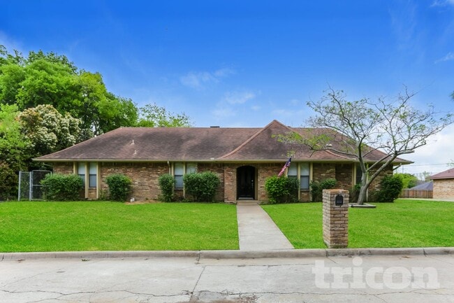 property at 2001 Libby Ln