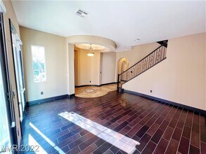 11330 Aragon Mist Ct in Las Vegas, NV - Building Photo - Building Photo