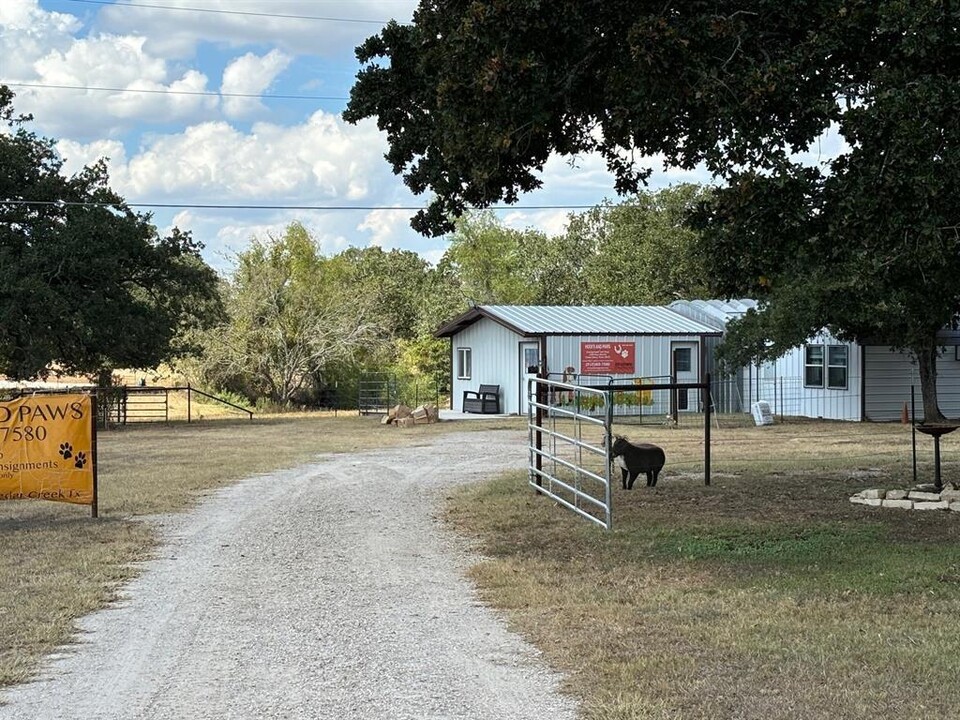 134 Pope Bend N in Cedar Creek, TX - Building Photo