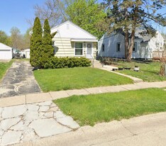 5113 Lincoln Ave, Unit 5113 in Des Moines, IA - Building Photo