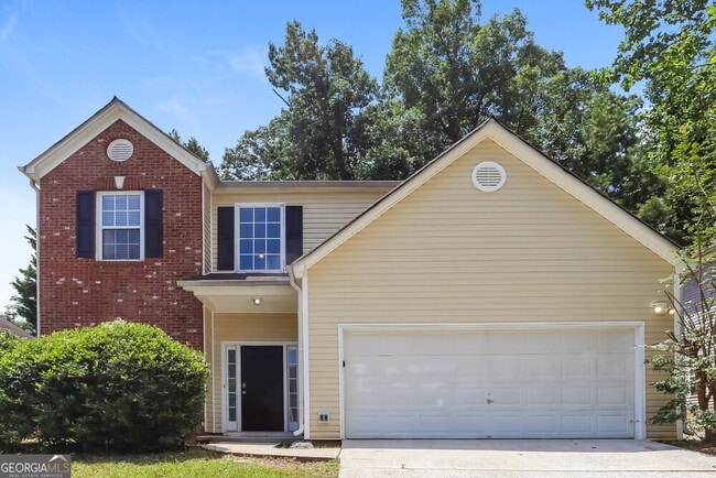 property at 7470 Royale Ct