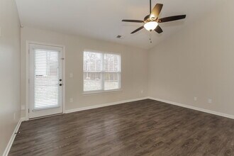 1615 Flagler Ln in Charlotte, NC - Building Photo - Building Photo