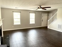 251 Cobblestone Ln in Mcdonough, GA - Foto de edificio - Building Photo