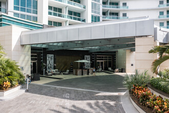 One Bal Harbour in Bal Harbour, FL - Building Photo - Building Photo