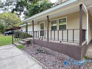 9780 Segers Rd in Madison, AL - Building Photo - Building Photo