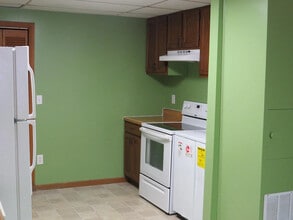 29 Teaberry Rd, Unit B in Cullowhee, NC - Foto de edificio - Building Photo
