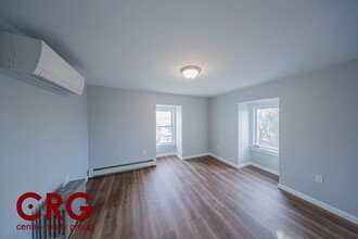 81 Alder St, Unit c in Waltham, MA - Building Photo - Building Photo