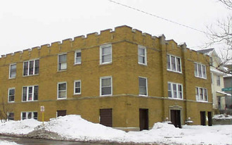 2200 N Laporte Ave Apartments