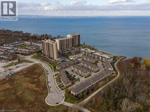 12 Waterview Dr in Hamilton, ON - Building Photo - Building Photo