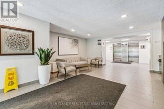 1580 Adelaide St in London, ON - Building Photo - Building Photo