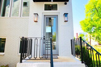 1107 Argyle Ave in Nashville, TN - Building Photo - Building Photo