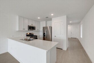 7311 Adam Star in San Antonio, TX - Building Photo - Building Photo