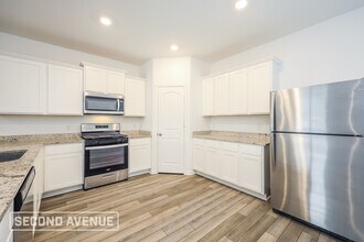 10915 Lafayette Lp in Converse, TX - Building Photo - Building Photo