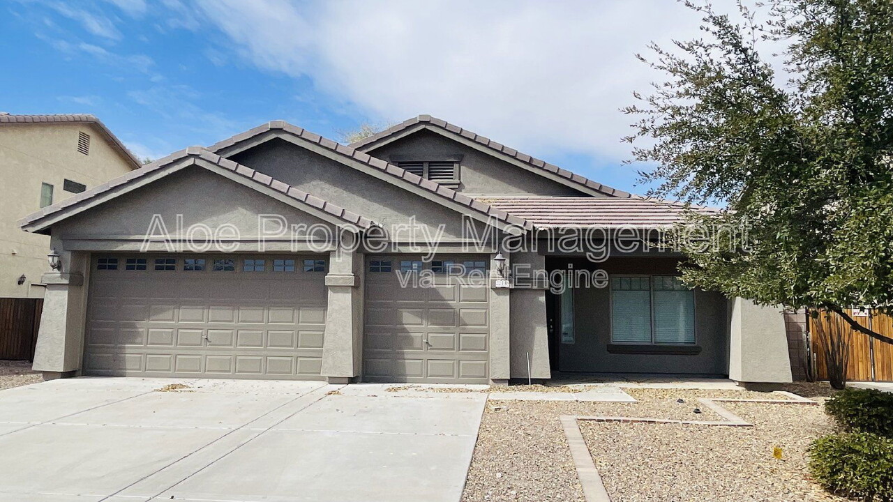 22148 Greenland Park Dr in Maricopa, AZ - Foto de edificio