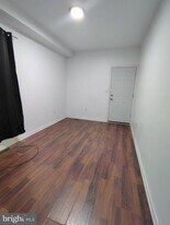 1321 E Biddle St in Baltimore, MD - Building Photo