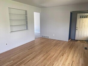2160 Georgetown Blvd in Ann Arbor, MI - Building Photo - Building Photo